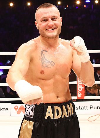 Adam Deines ist "happy" - sein erster internationaler Titelkampf steht!